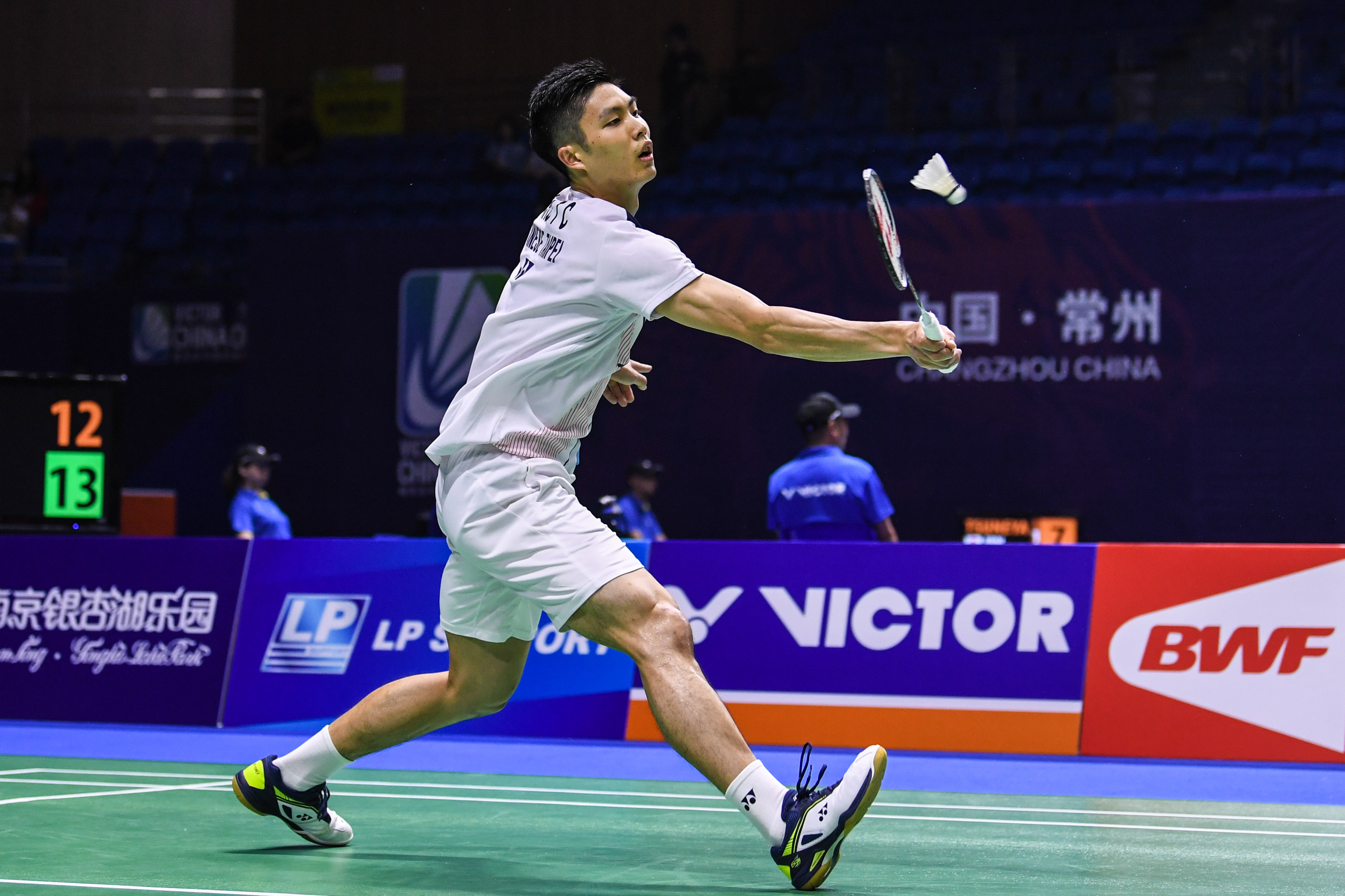 但随着世界 但随着世界