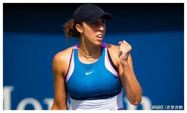 尔莫在球场 尔莫在球场