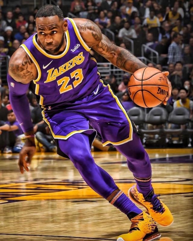 担侧翼补位 担侧翼补位