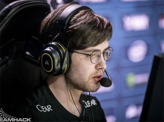 迅速建立两 迅速建立两